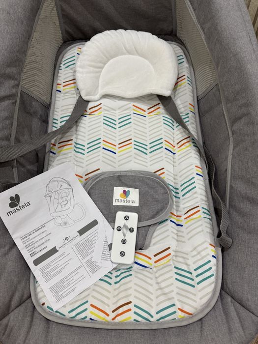 Продам шизлонг качалку Mastela