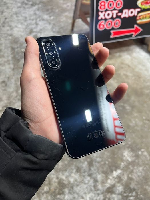 Самсунг а26 идеал