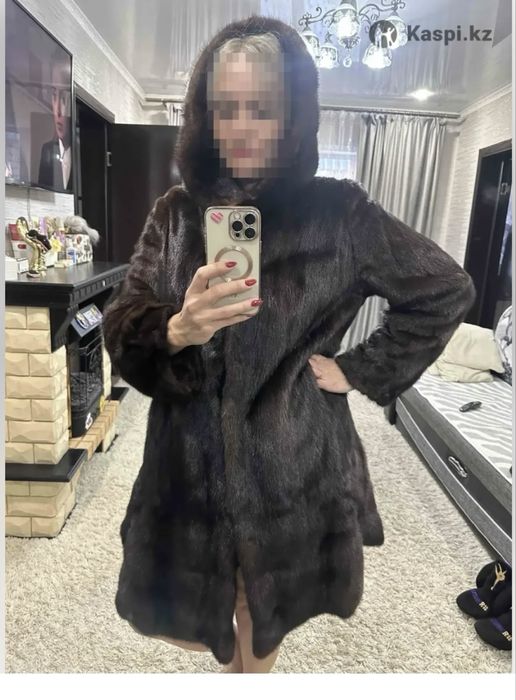 Продам норковую шубу