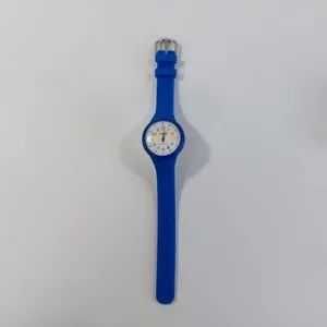 Ceas Lorus Y121-X132, curea silicon, rezistent apa 10 bar 100m