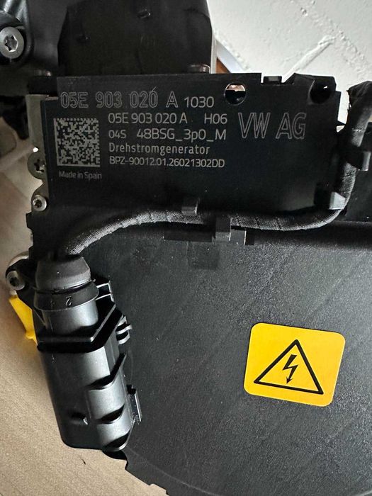 динамо алтернатор за фолксваген тигуан голф ауди а3 VW GOLF TIGUAN TAYRON 05E903020A 05E903020B