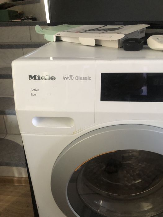 Vand masina de splat Miele A++ 8 kg
