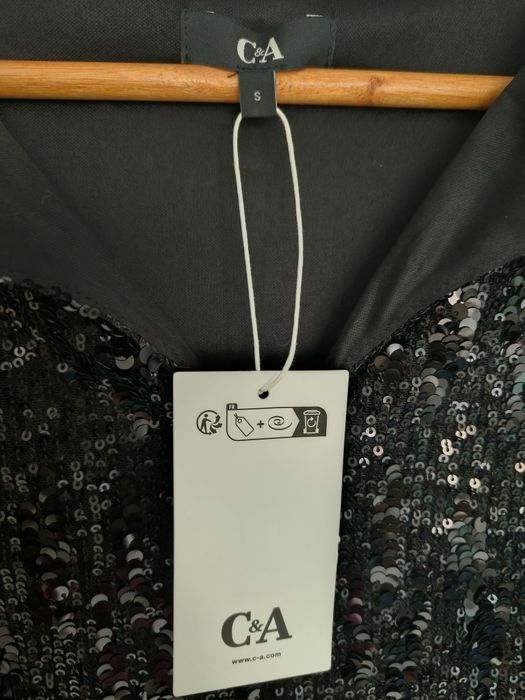 Rochie neagră paiete nouă