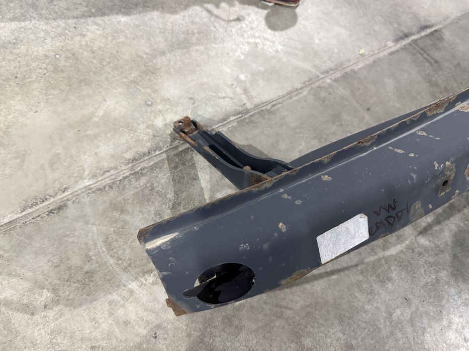 ОТЛИЧЕН Теглич С Букса, Окабеляване И Модул за *VW PASSAT B6 седан / PASSAT B6 VARIANT комби 2005г-2010г* и за *VW CADDY 2004г-2015г*