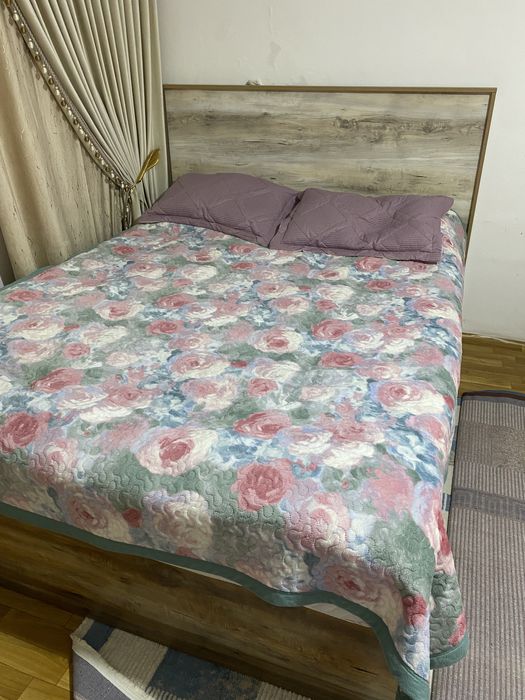 Спальный гарнитур б/у