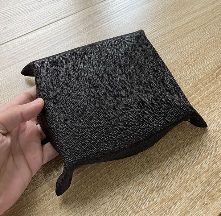 Tavǎ din piele italiana pentru chei, accesorii birou, ceasuri