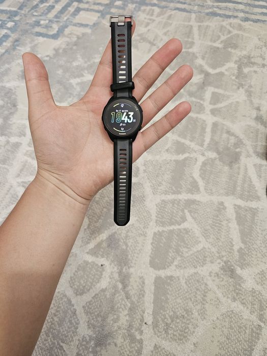 Продам Garmin forerunner 165