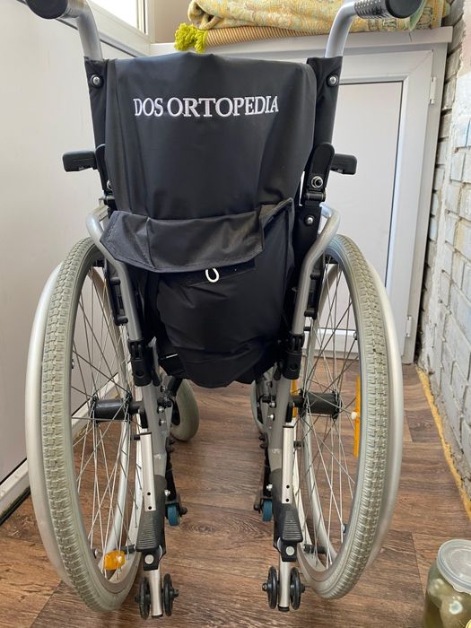 Продам. Инвалидное кресло