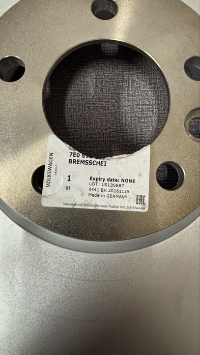 Оригинални спирачни дискове (вентилирани)за фолксваген мултиван и тран