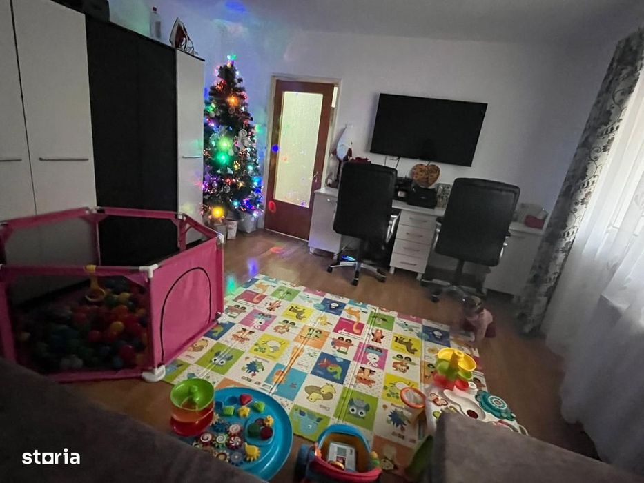 Apartament cu bucătărie separată și incălzire pe gaz