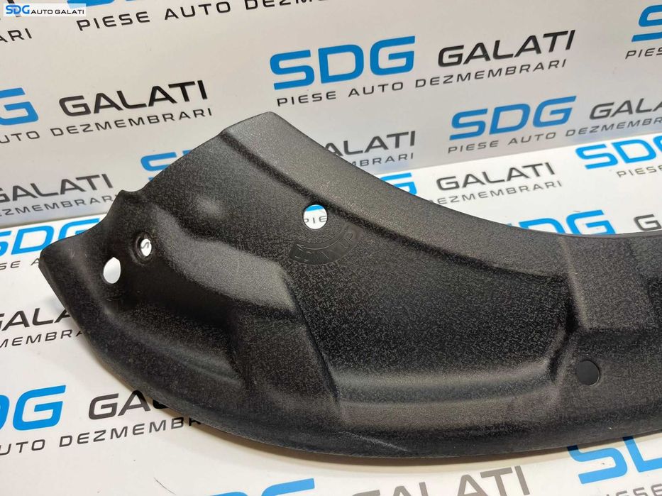 Capac Ornament Plastic Dreapta Tragher Trager Bara Spoiler Fata Audi TT 8N 1998 - 2006 Cod 8N0860442E