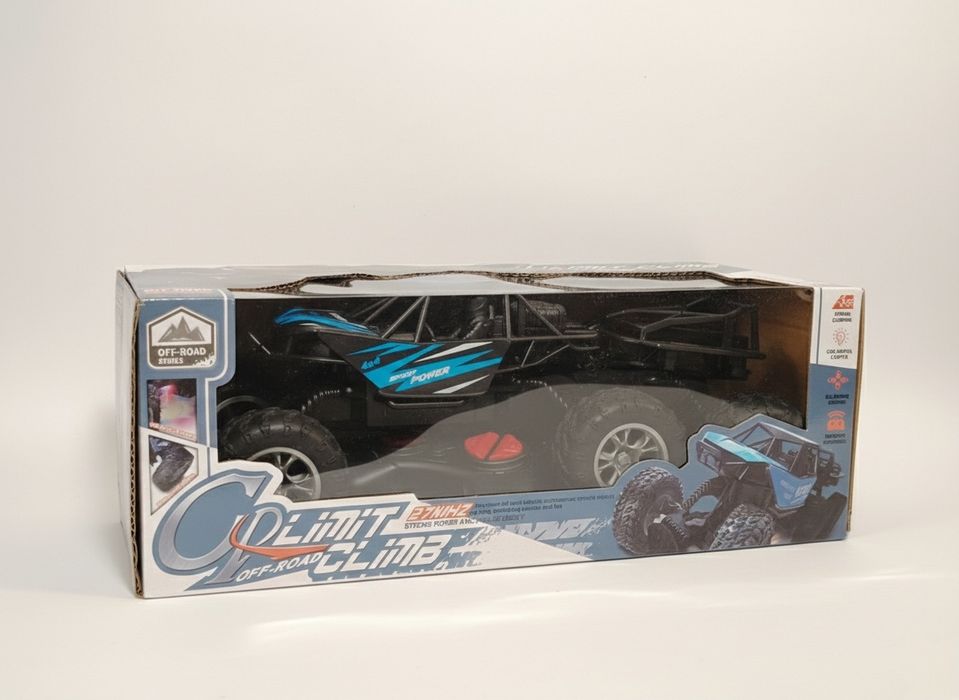 Продаётся новая игрушечная 6-ти колёсная машина .