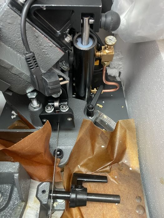 Лентоотрезна машина