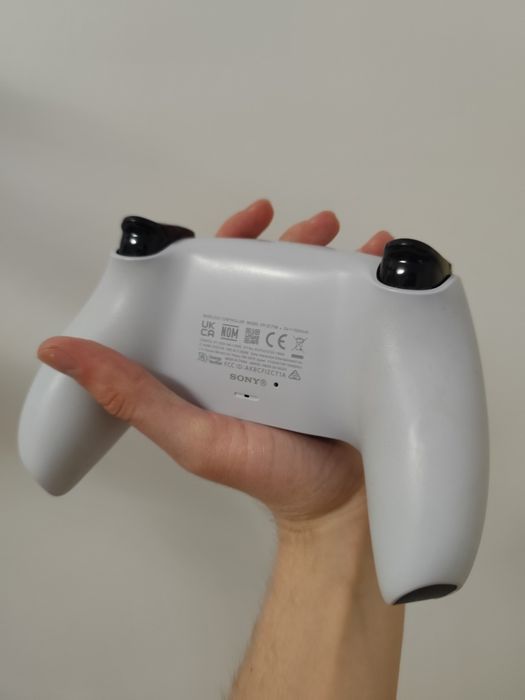 Ps5 джойстик - безупречен, перфектно състояние