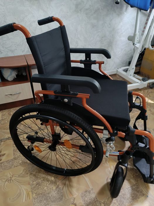 Инвалидная коляска