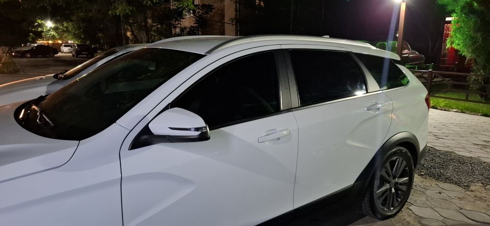 СРОЧНО!Продаётся LADA Vesta SW Cross