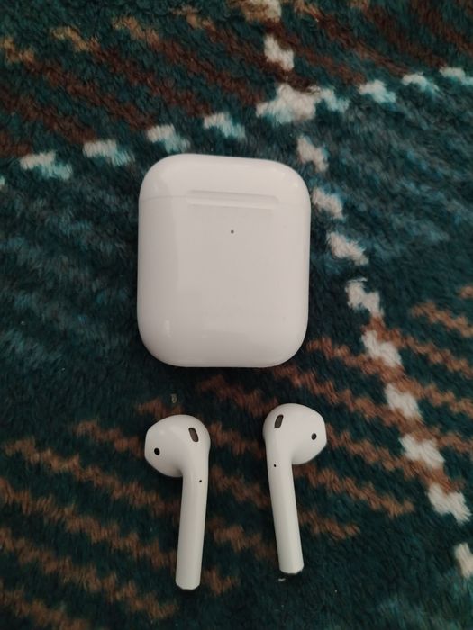Продам   AirPods