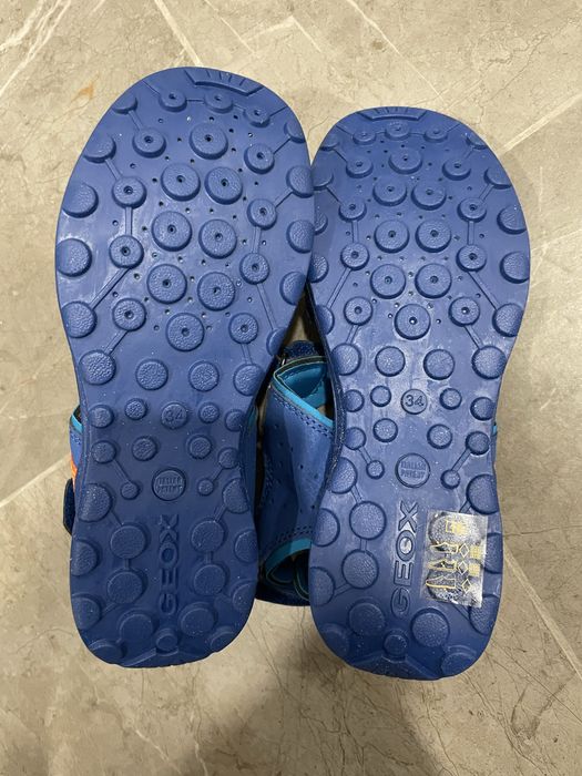 Сандали Geox 34 номер, чисто нови!!