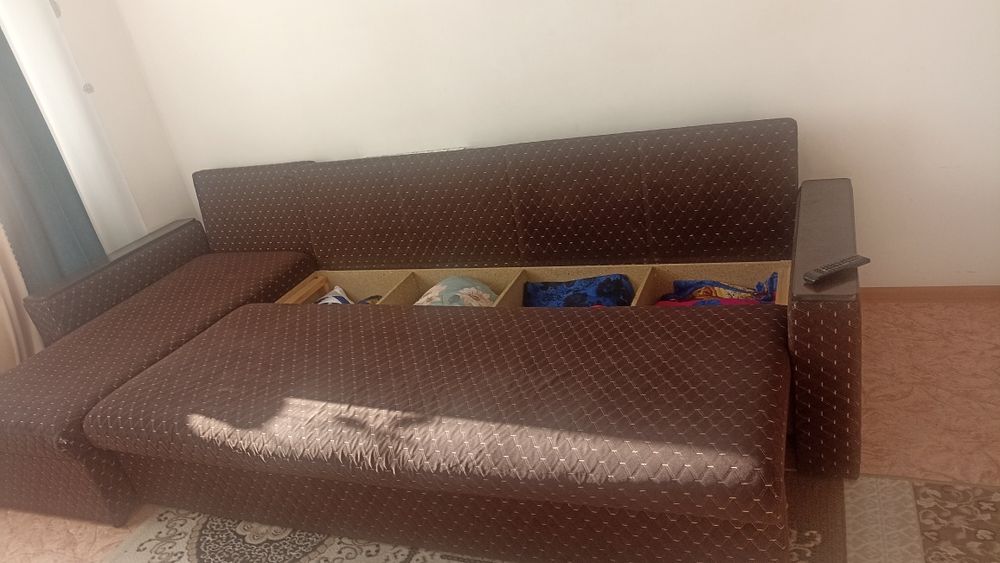 Продам угловой диван