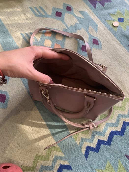 Малка кожена чанта