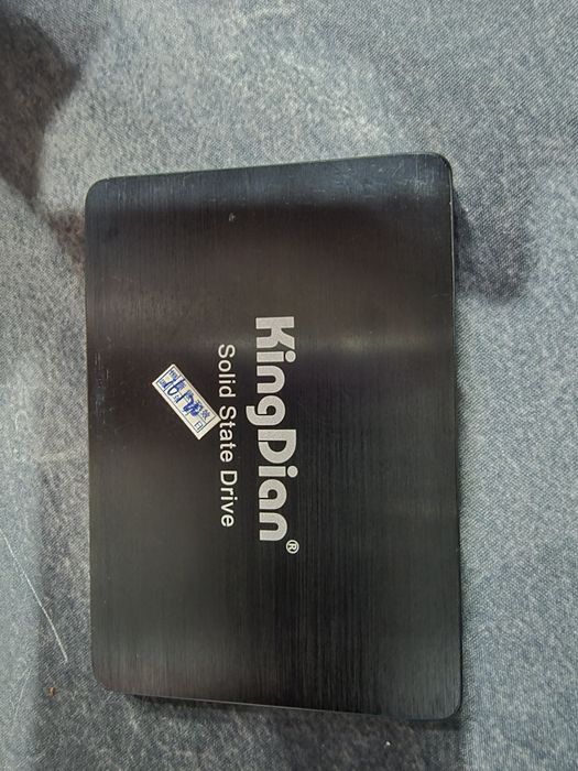 SSD 120 gb почти новый