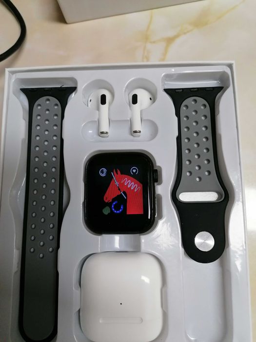 Set ceas W26 PRO MAX SERIES 8 si casti bluetooth