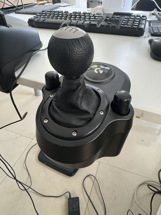 LOGITECH G29 + SHIFTER / Волан G29 + скоростен лост