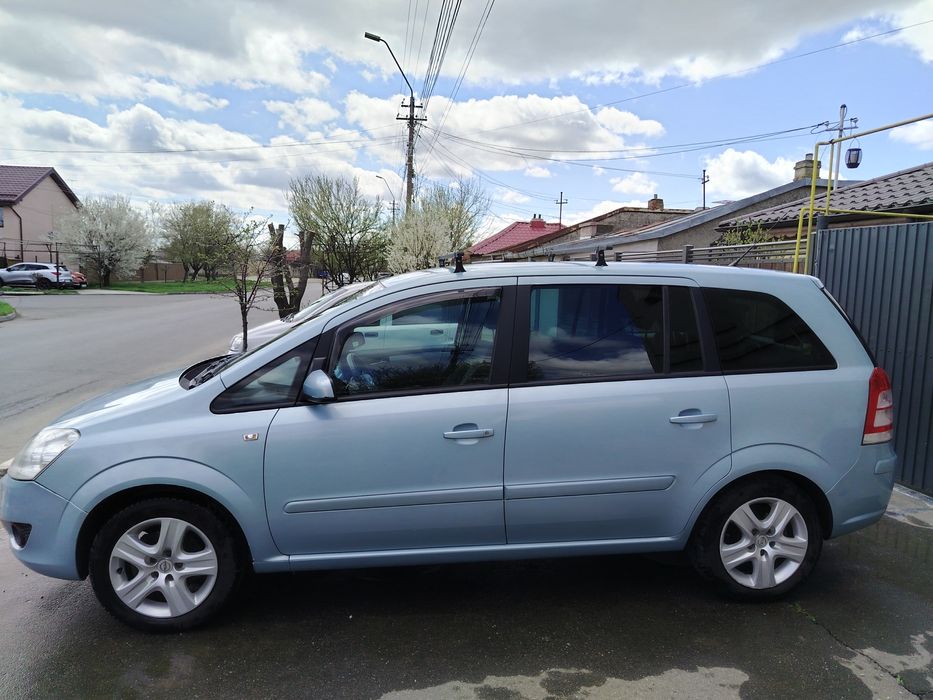 Opel Zafira 1.6i