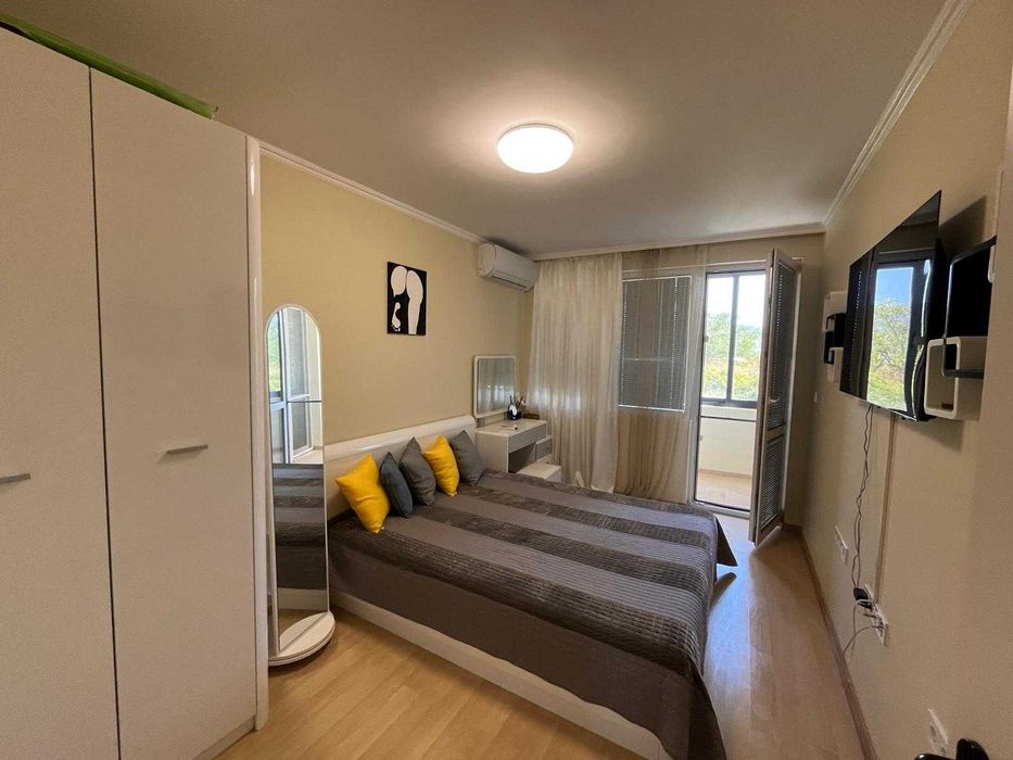 Продава се Двустаен апартамент в Свети Влас - 90 кв.м за 2253 €/кв.м - Снимка #9