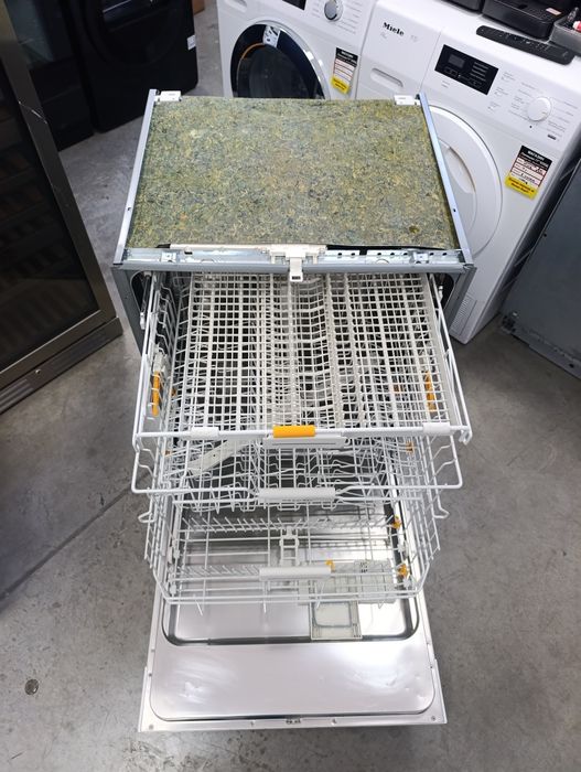 Съдомиялна машина Miele Jubilee A+++