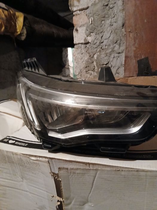 Far original dreapta Opel grandland x
