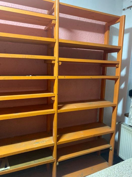 Set rafturi depozitare lemn