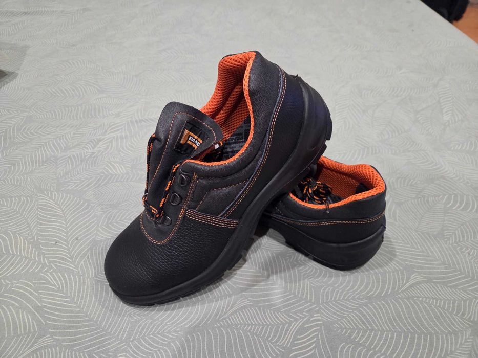 Работни обувки Beta S1 SRC: стоманено бомбе / 45 номер