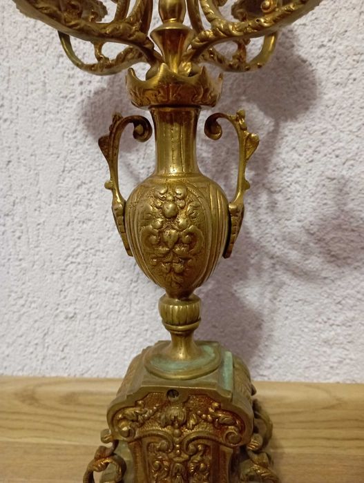 Комплект от два големи масивни бронзови свещника - свещник