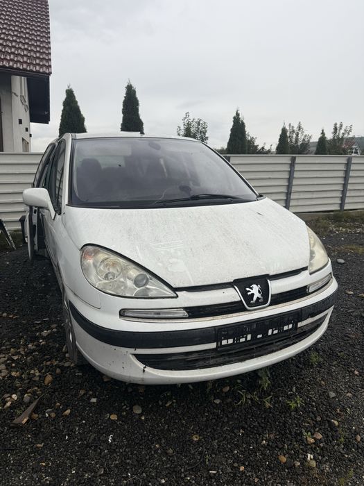 Far dezmembrari Citroen C8 Peugeot 807