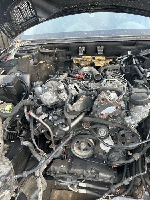 Motor Mercedes 3.0 Diesel OM642 Mercedes ML320 ML350 Sprinter 318