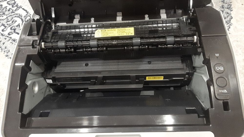 Продам принтер самсунг