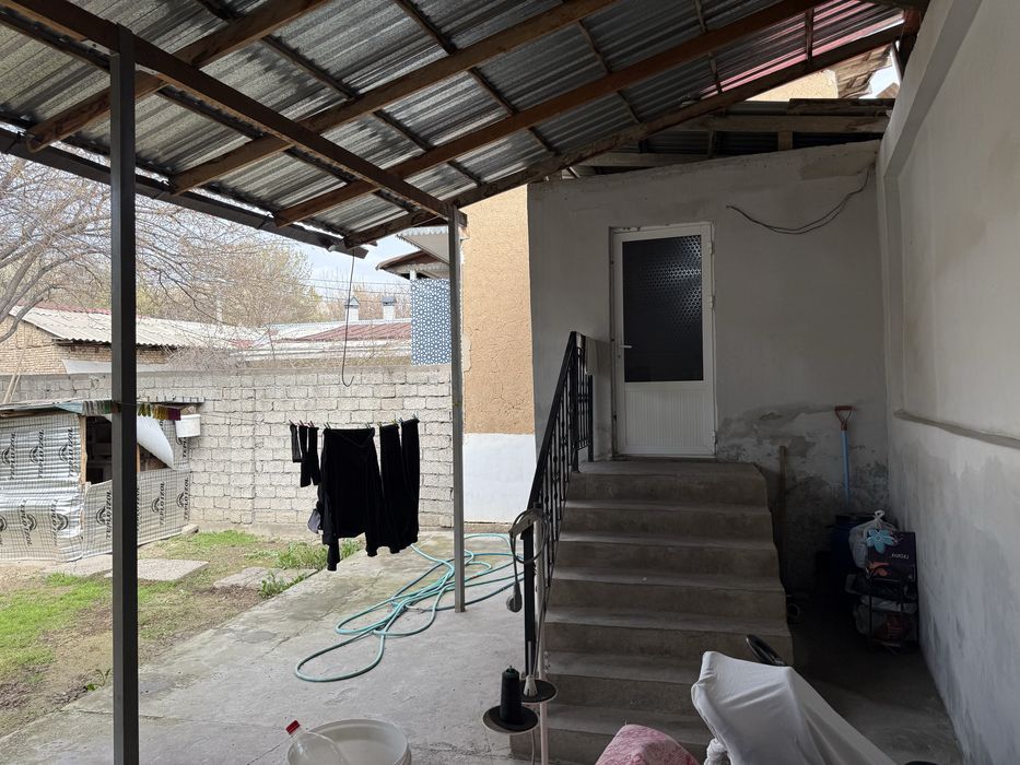 Новза метро Чилонзор райенда 10 сотих участка ховли Сотилади