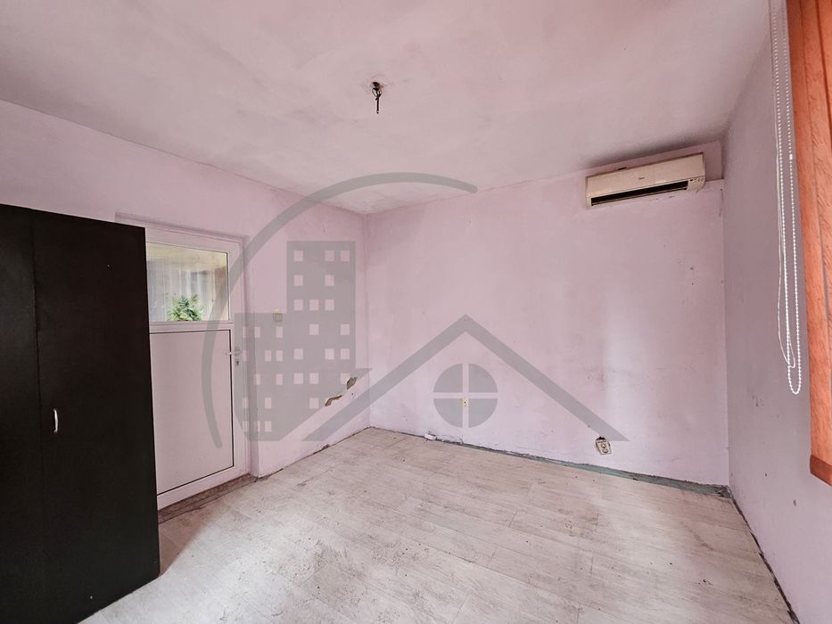 Самостоятелна къща в гр. Варна