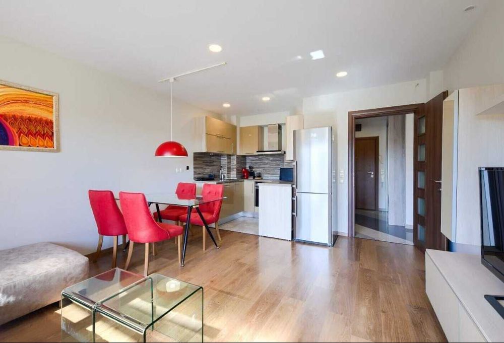 Дава се под наем Тристаен апартамент в София, Витоша - 87 кв.м за 850 € - Снимка #1