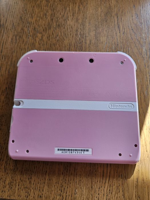 Nintedo 2 ds nemodat