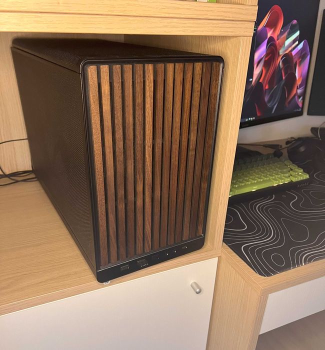 PC Gaming Premium i5-14600K  RTX 5060 Ti 16GB  32GB DDR5 nou