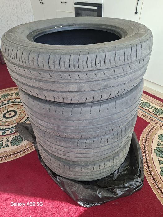 Летние шины для машины.