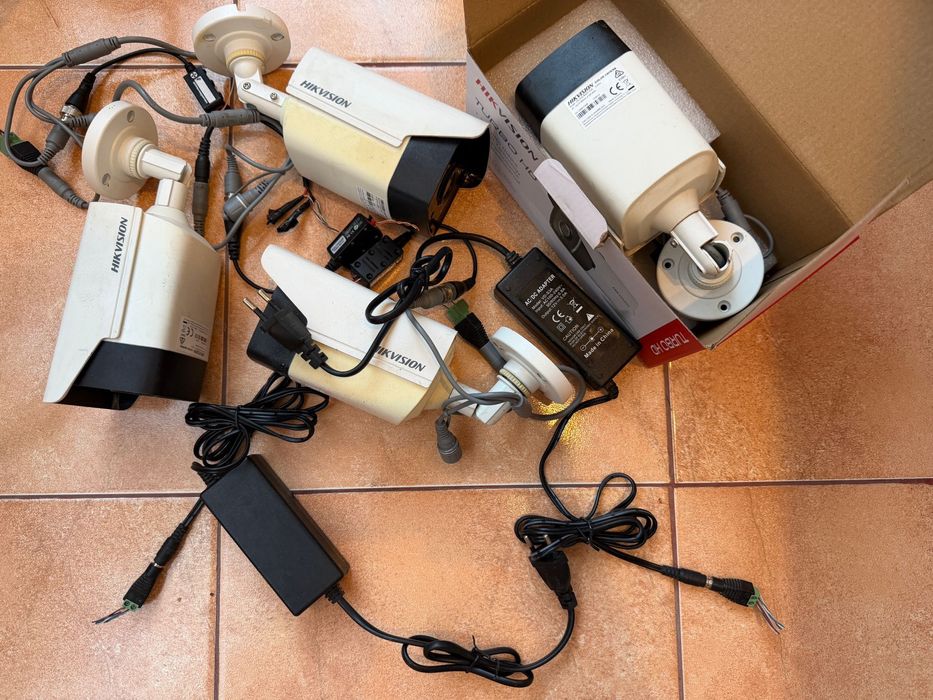 Sistem supraveghere 4 camere + dvr