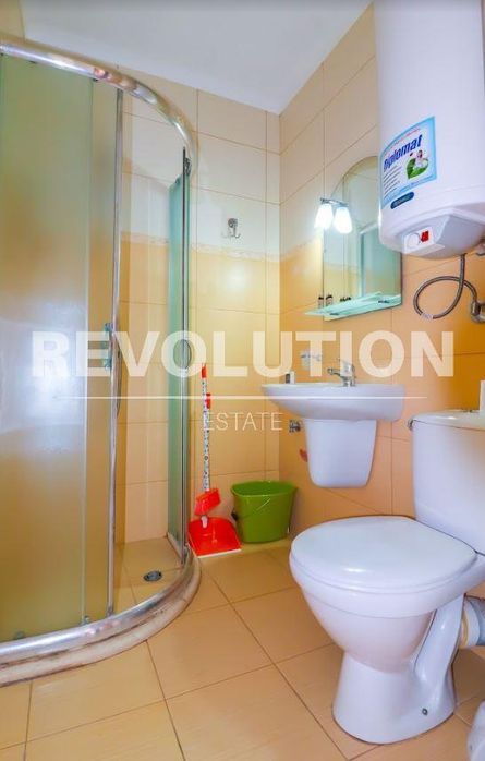 Двустаен апартамент в района на м-т Константин и Елена!