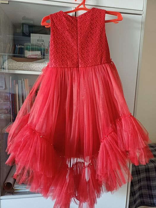 Платье на 6-7 лет