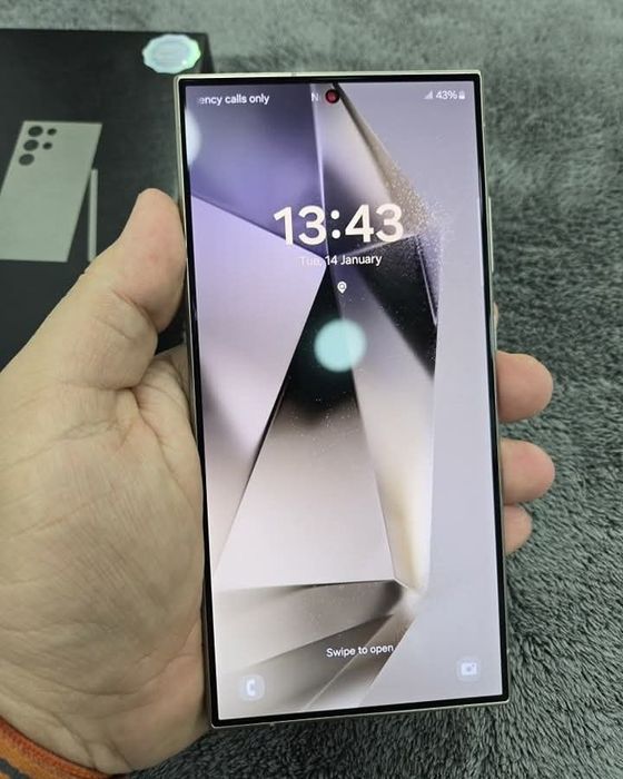 Samsung s24 Ultra 12/256Gb karopka