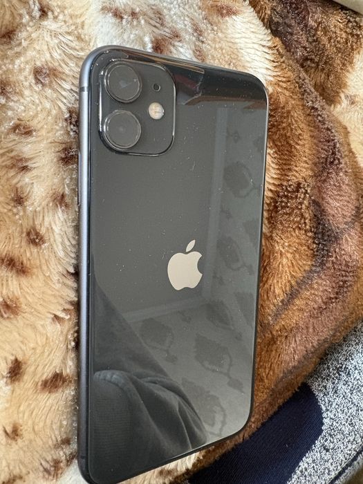 Айфон 11 64гегабайт