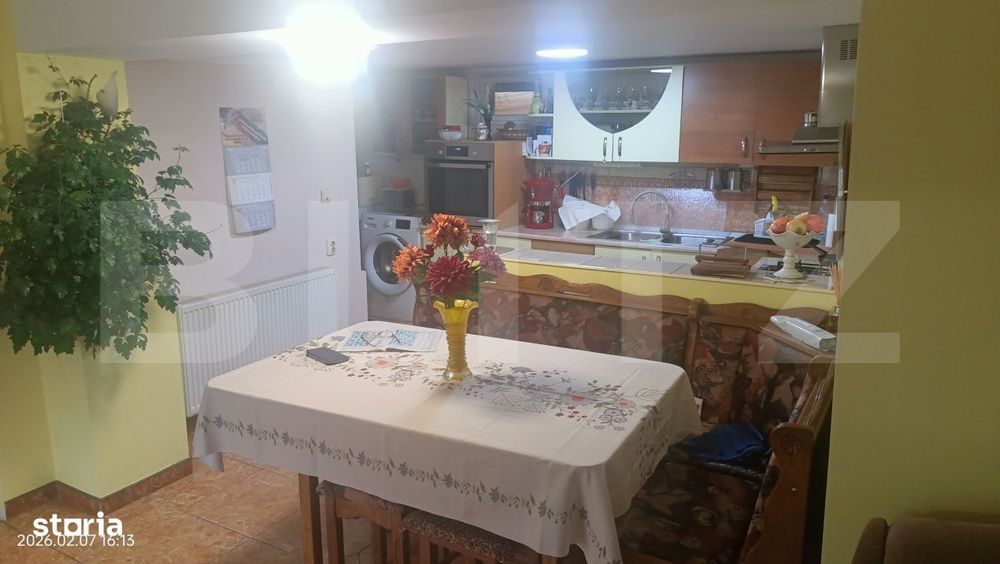 Casa de vanzare, 125 mp,  Petelea