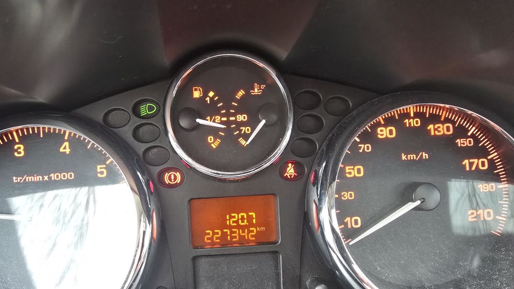 Peugeot 207 1.6 VTi – 120 к.с. 2009г.